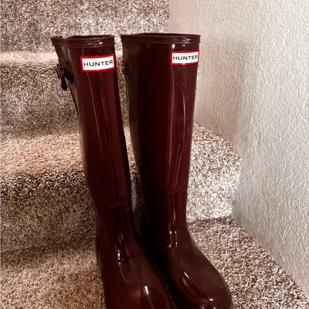 Hunter Deep Burgundy Footwear